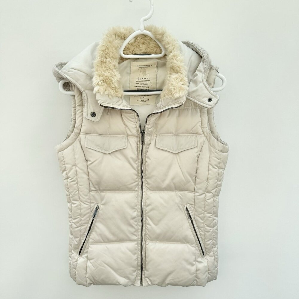 Zara Trafaluc Quilted Puffer Vest Beige SZ Large Removable Hood, Faux Fur Collar